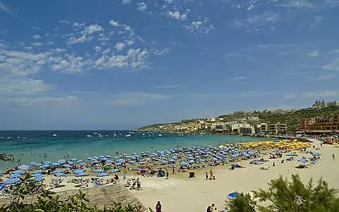 Cosy 1Br Penthouse With Terrace, Great Location Apartment Gzira