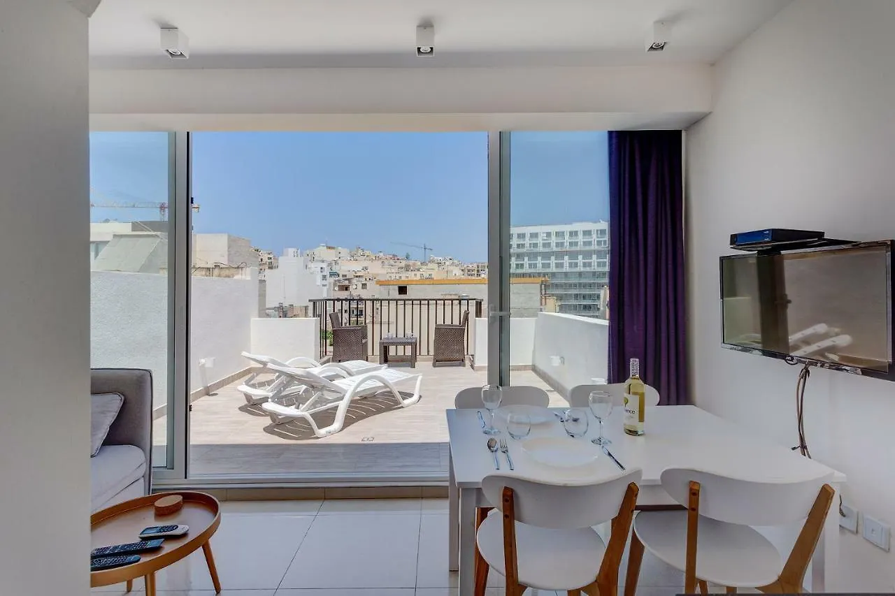 Cosy 1Br Penthouse With Terrace, Great Location Apartment Gzira 0*,  Malta