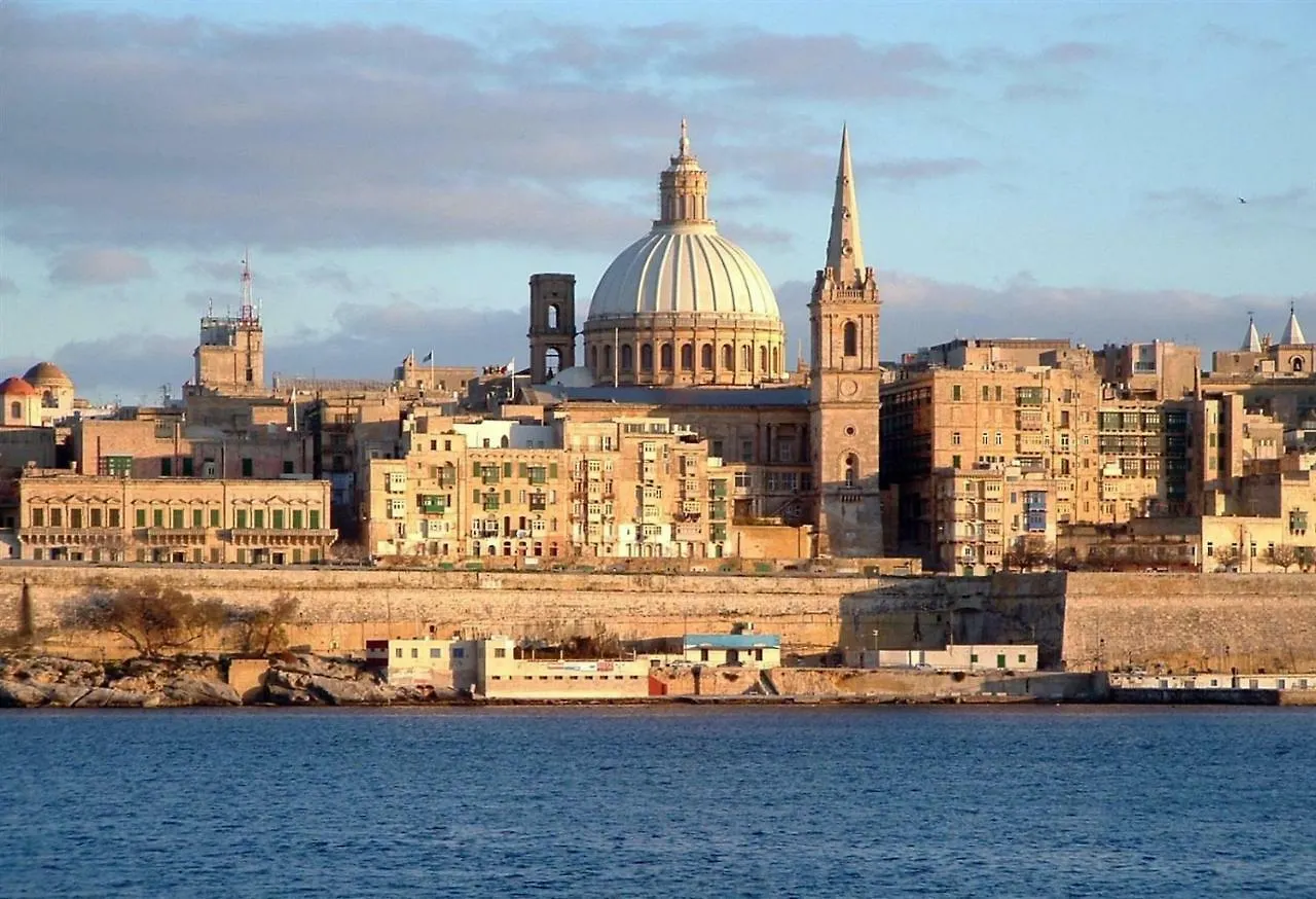Cosy 1Br Penthouse With Terrace, Great Location Apartment Gzira