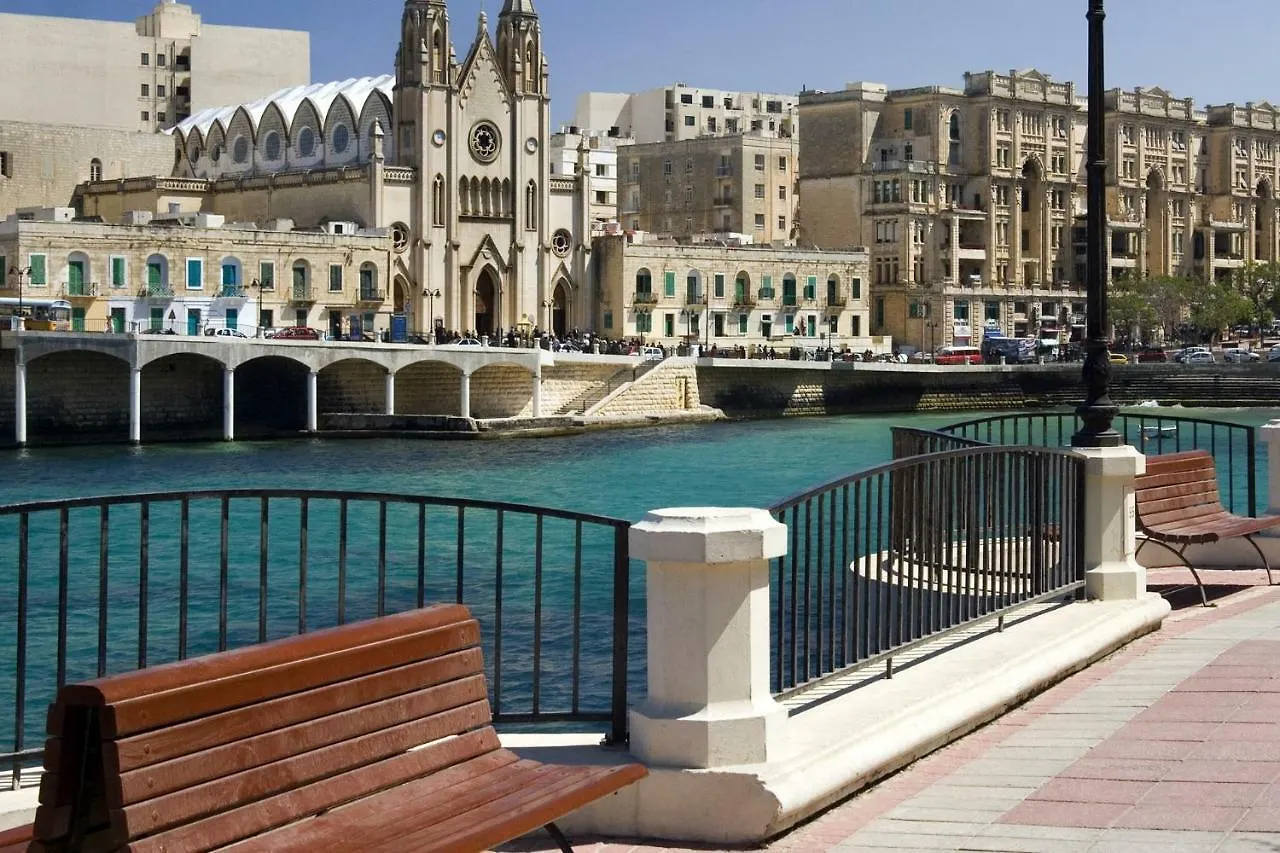 Cosy 1Br Penthouse With Terrace, Great Location Apartment Gzira